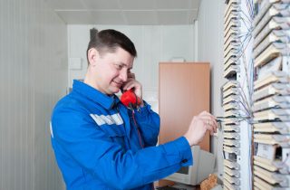 Электромонтер станционного оборудования телефонной связи